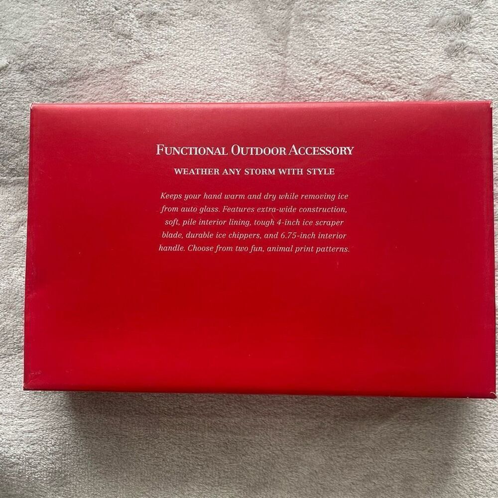 Ice Scraper in Zebra Design - Picture 2 of 4